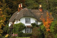 /album/domecky/old-thatched-house1-jpg/